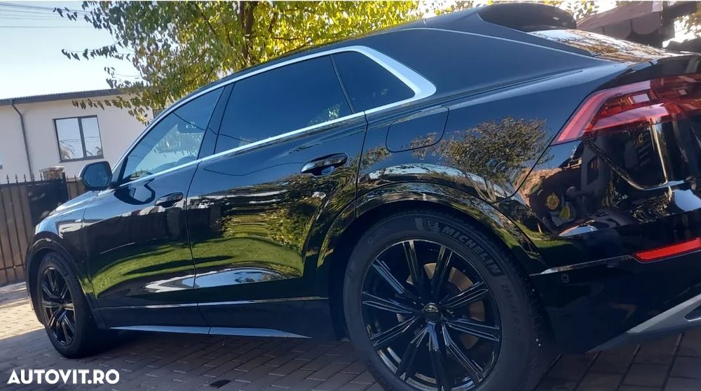 Audi Q8 60 TFSIe quattro tiptronic - 1