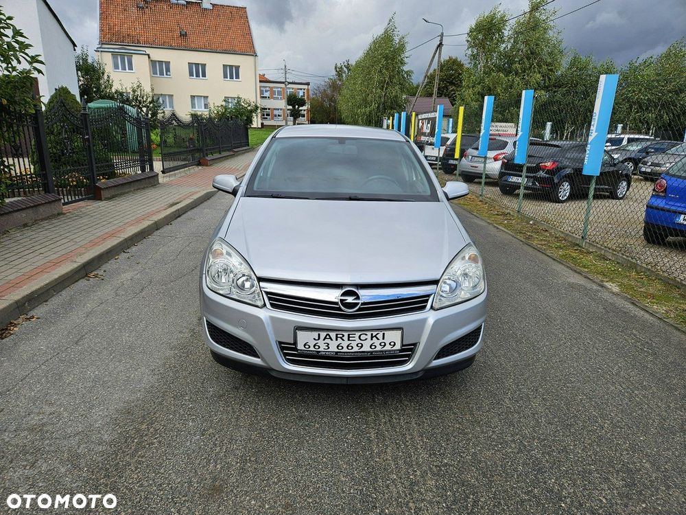 Opel Astra - 2