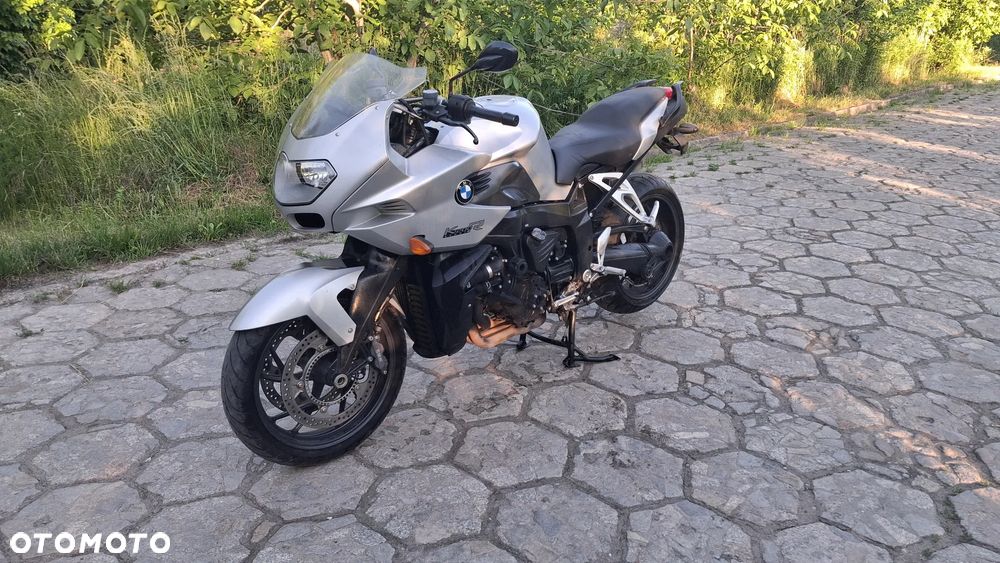 Na części Motocykl BMW K 1200 R Sport (0585,0595) silnik 1.2 16v 163 KM opona felga owiewka obudowa kanapa lusterko lampa Przełącznik Włącznik Sterownik Przewody Wiązka Instalacja Moduł Komputer Czujnik Listwa Pompa ABS Alternator Wtryski Rozrusznik Klimatyzacji Paliwa Wspomagania Kolektor Zawieszenie lagi Amortyzator Wydech Tłumik Zacisk hamulcowy chłodnica wentylator błotnik bak wspornik szybka owiewka ogon felga - 2