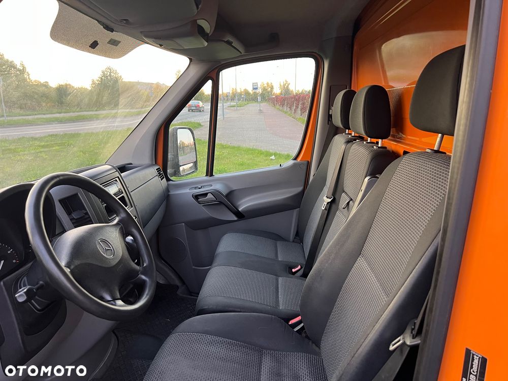 Mercedes-Benz Sprinter - 7
