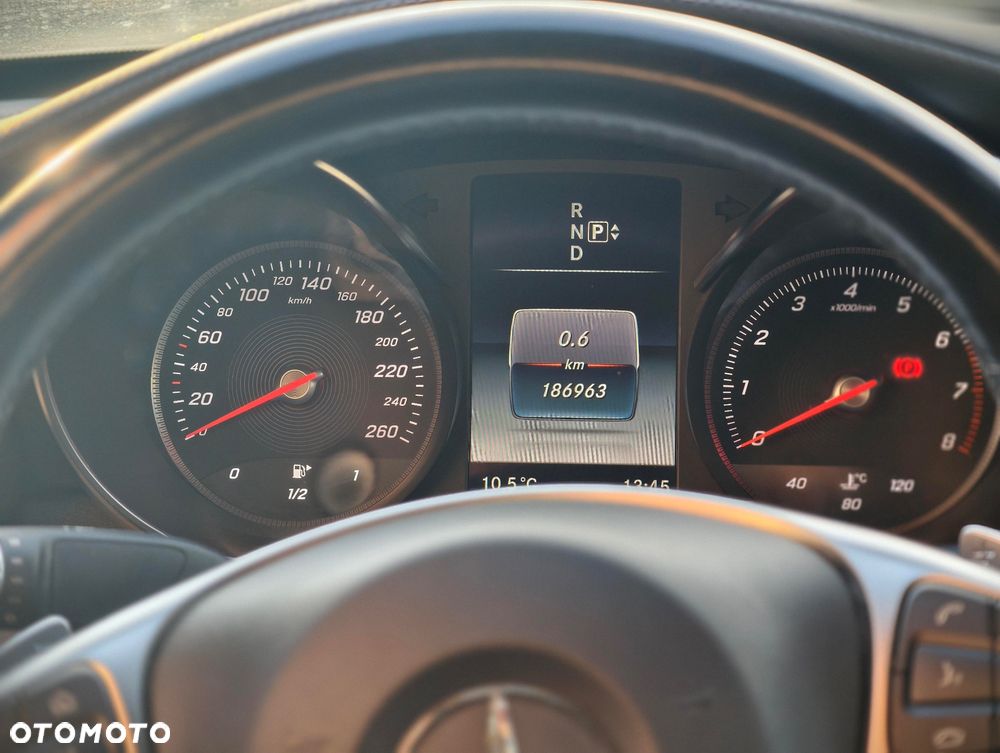 Mercedes-Benz Klasa C 200 7G-TRONIC AMG Line - 12