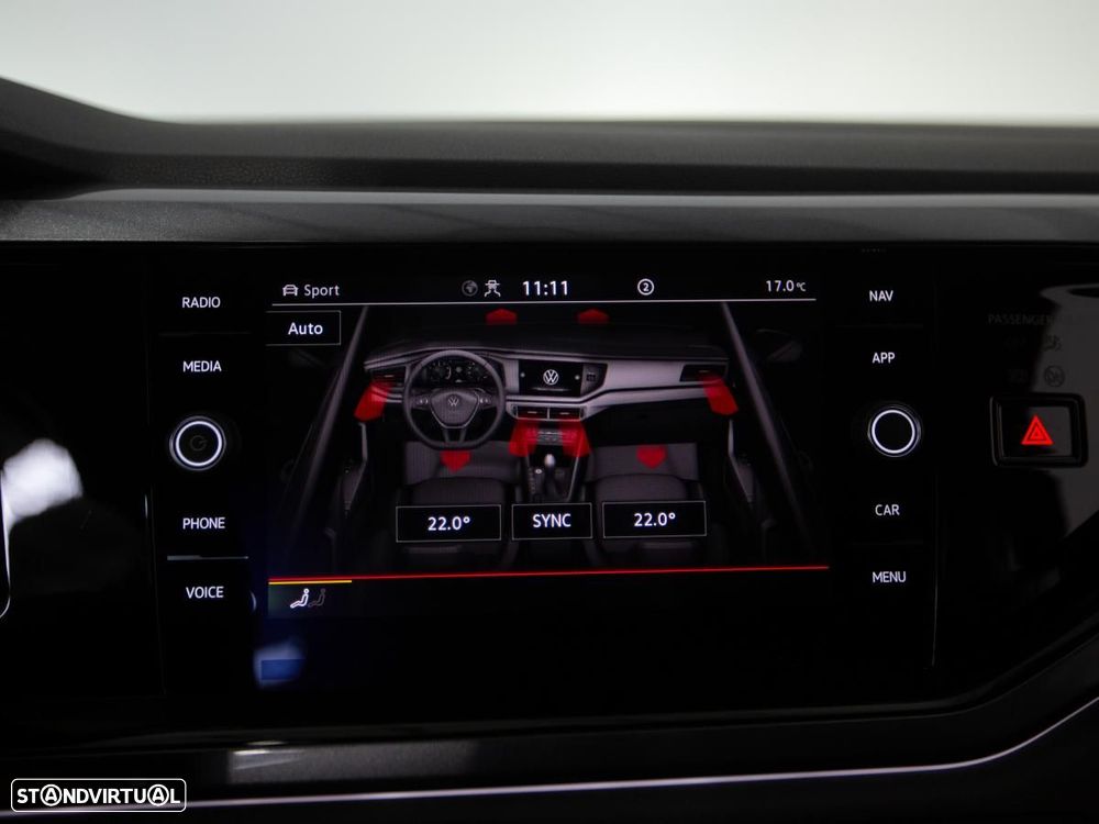 VW Polo 2.0 TSI DSG GTI - 35