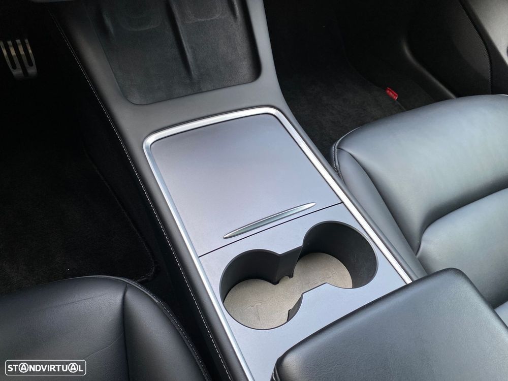 Tesla Model 3 Long Range Tração Integral - 28
