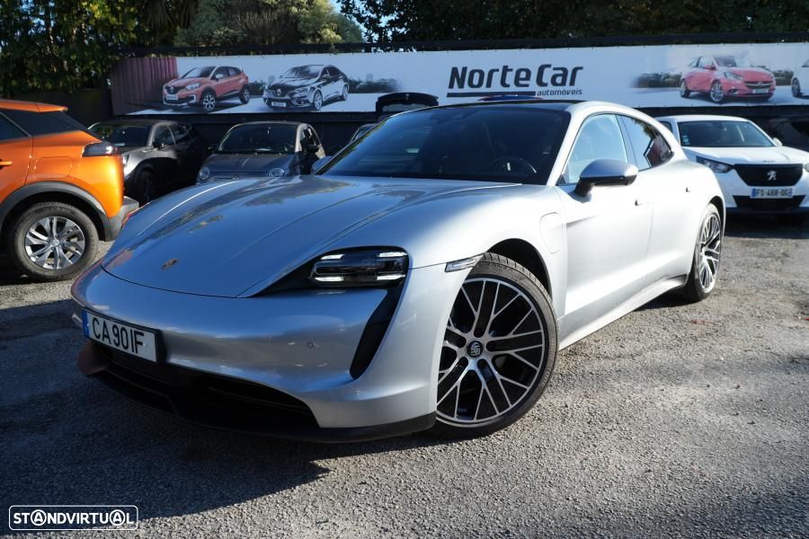 Porsche Taycan Sport Turismo Black Edition - 2