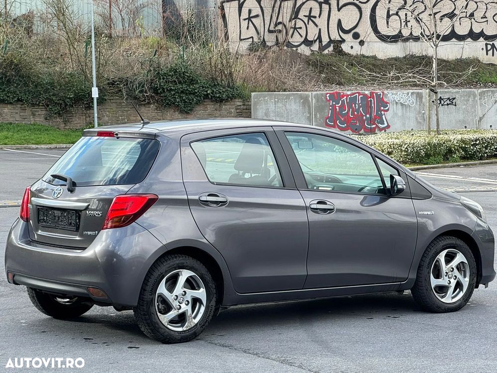 Toyota Yaris 1.5 VVT-i Style - 4