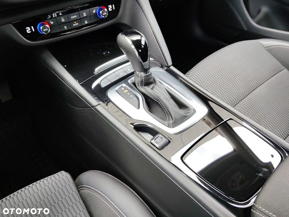 Opel Insignia 1.5 T Ultimate S&S - 27