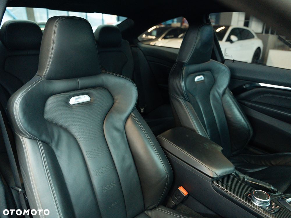 BMW M4 Coupe DKG - 10