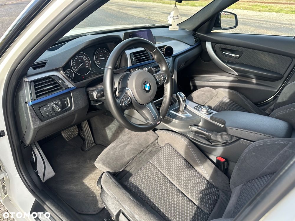 BMW Seria 3 320d Touring Sport-Aut - 9