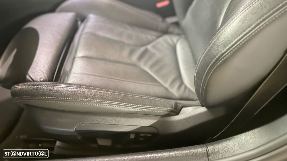 BMW Z4 30 i Pack M - 42