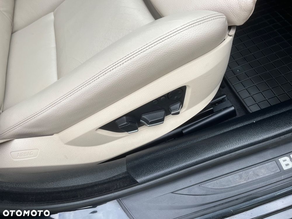 BMW Seria 5 525d - 20