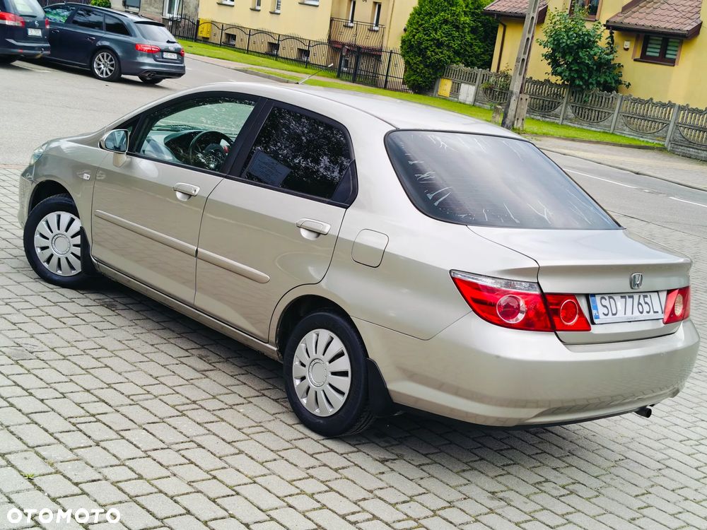 Honda City 1.4 Comfort - 3