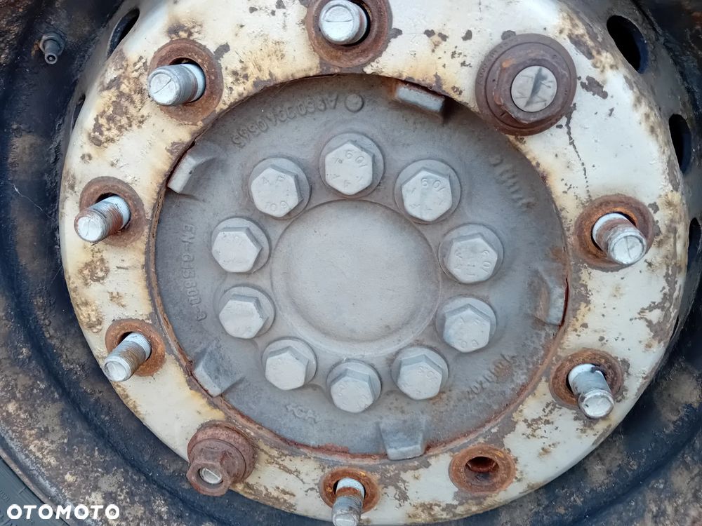 Piasty do naczep - 9