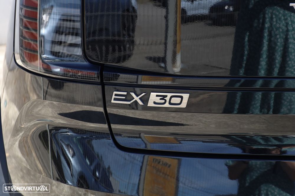 Volvo EX 30 69 kWh Single Motor Extended Range Ultra — fotografia 32