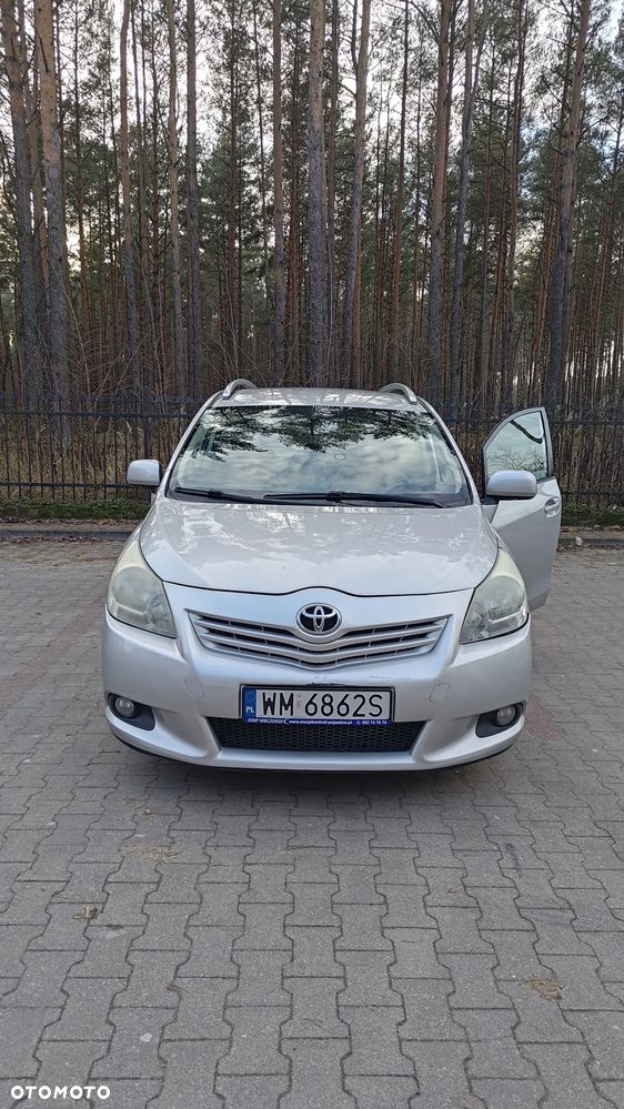 Toyota Verso 2.0 D-4D - 1