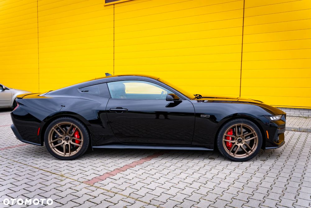 Ford Mustang 5.0 V8 GT - 3