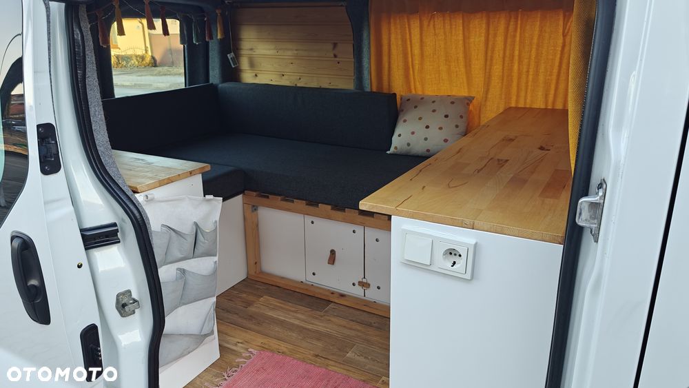 Renault Trafic - 16