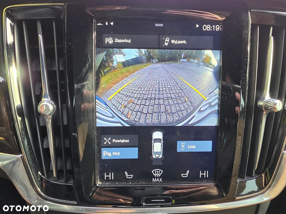 Volvo S90 D4 SCR Momentum Pro - 29