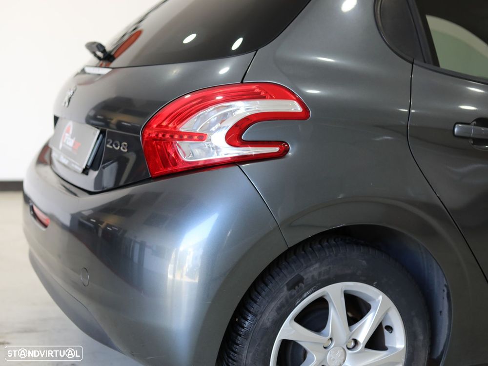 Peugeot 208 1.4 HDi Allure - 15