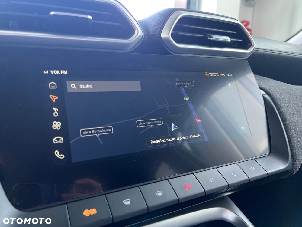 MG ZS Hybrid+ - 21