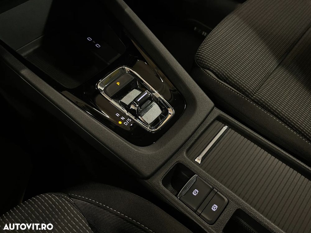 Skoda Octavia Combi 2.0 TDI DSG Ambition - 22