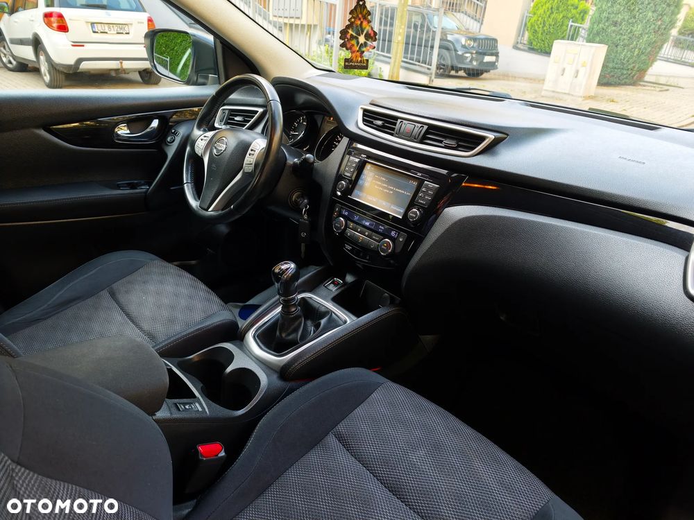 Nissan Qashqai 1.2 DIG-T Tekna+ - 24