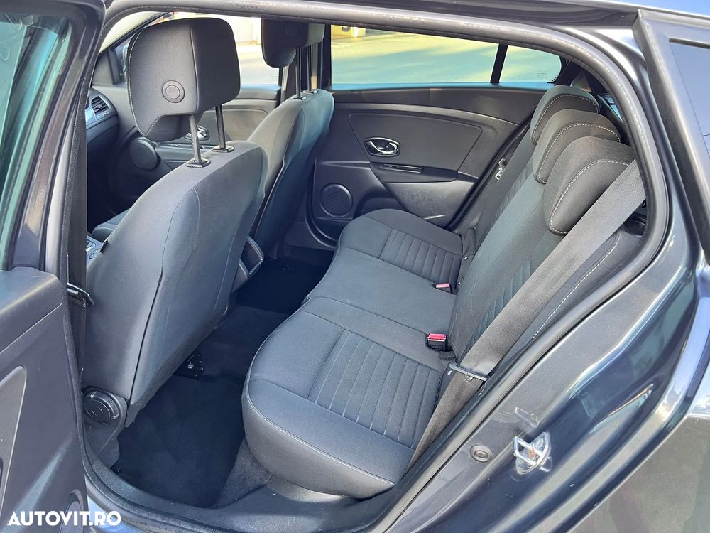 Renault Megane - 7