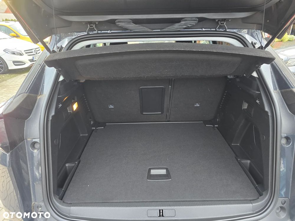 Peugeot 3008 - 17