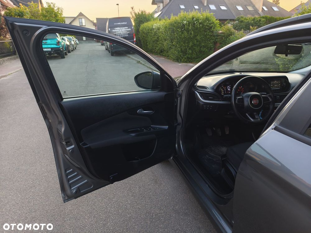 Fiat Tipo 1.4 T-Jet 16v Easy - 9