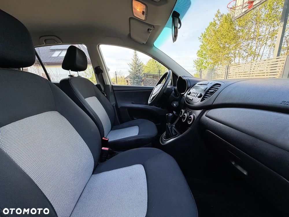 Hyundai i10 - 12