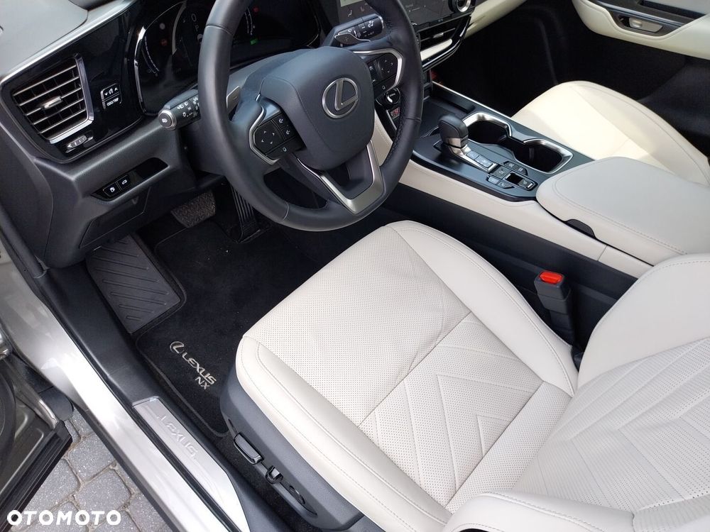 Lexus NX - 24