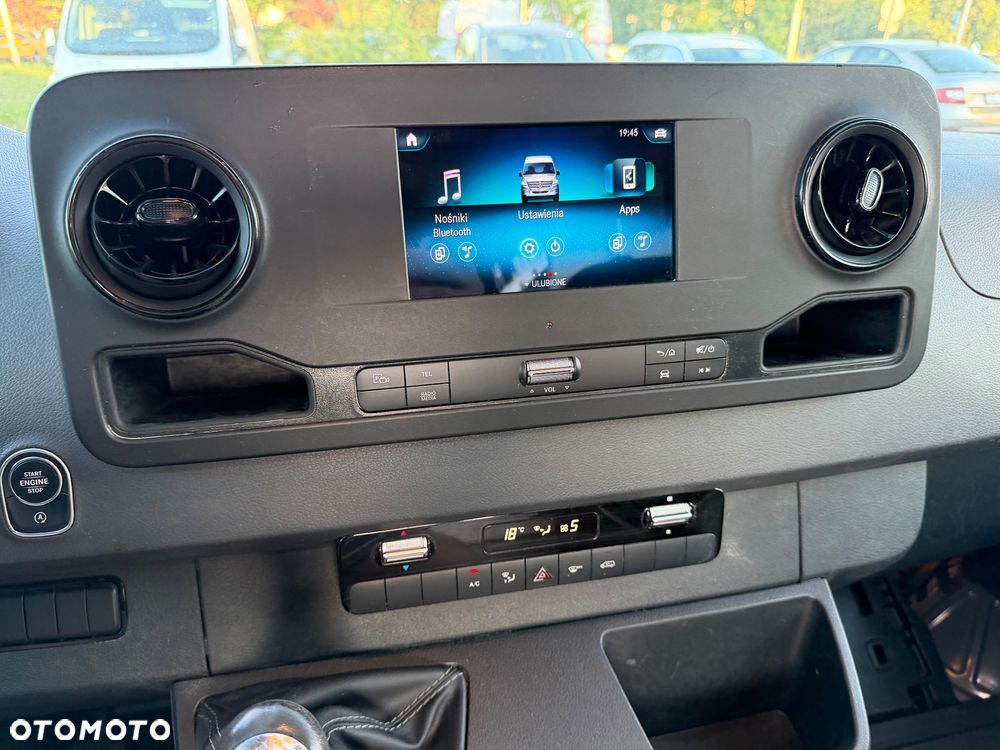 Mercedes-Benz Sprinter - 19