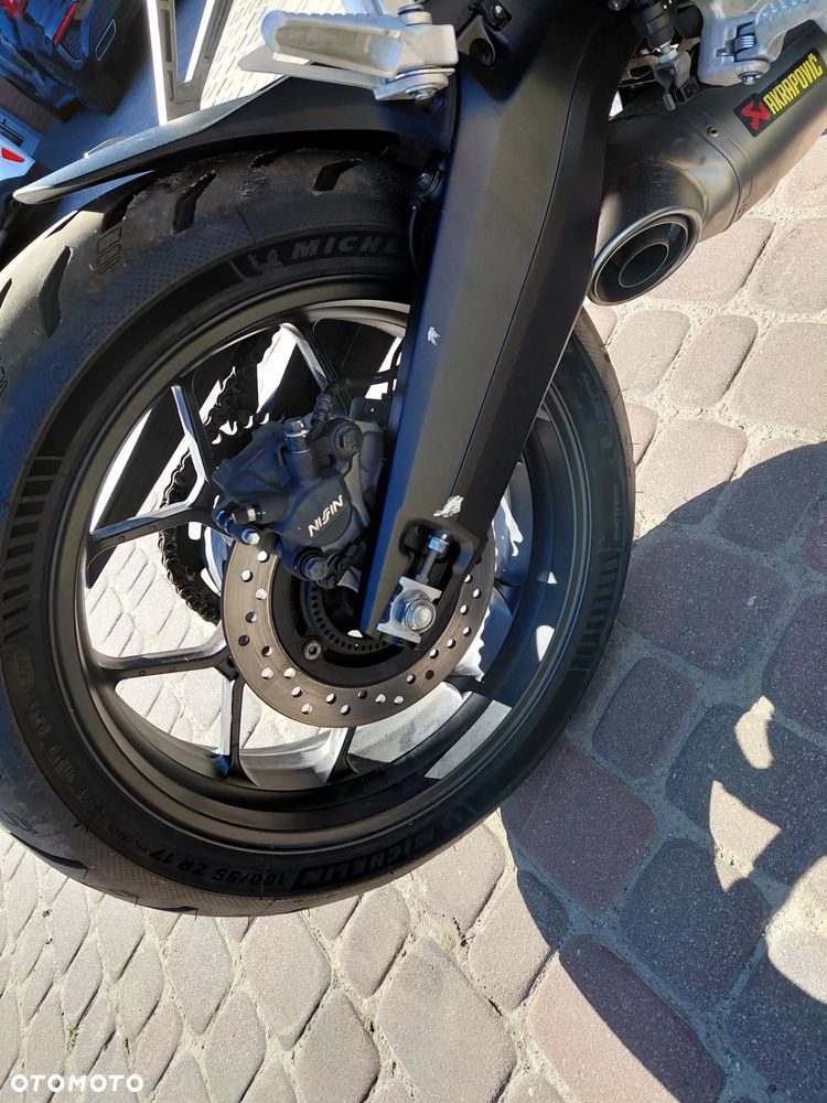 Honda CBR - 11