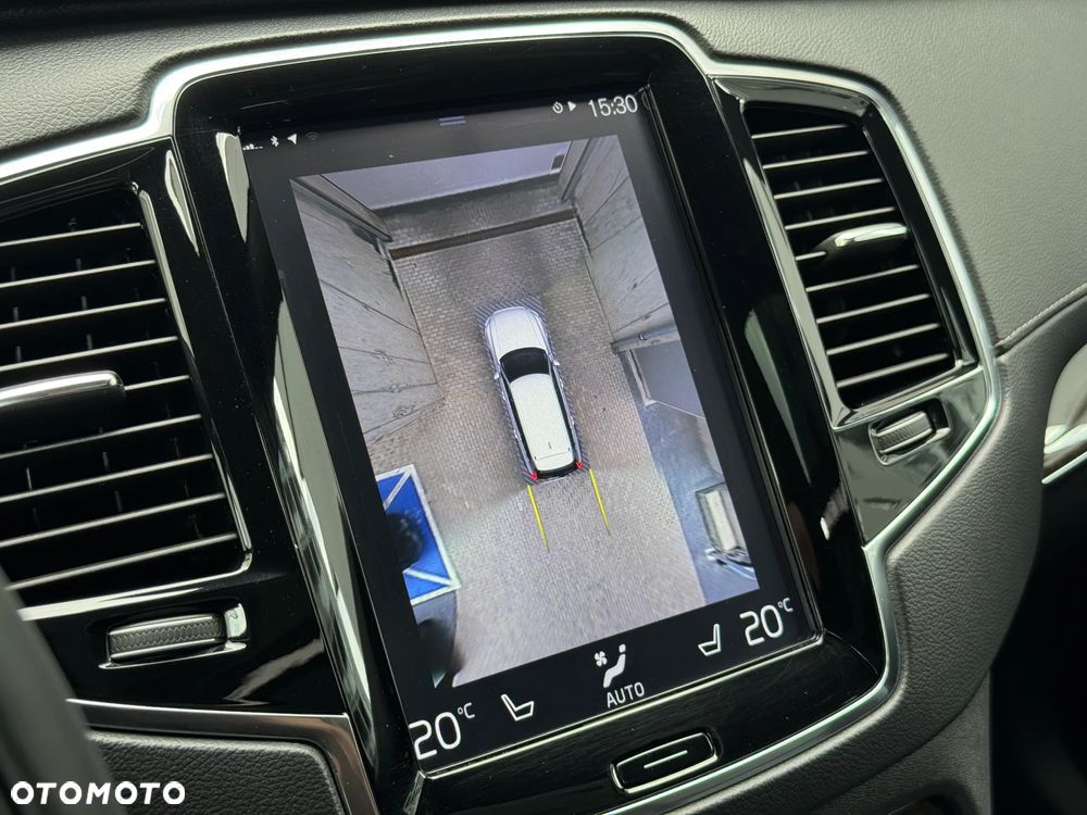 Volvo XC 90 - 26