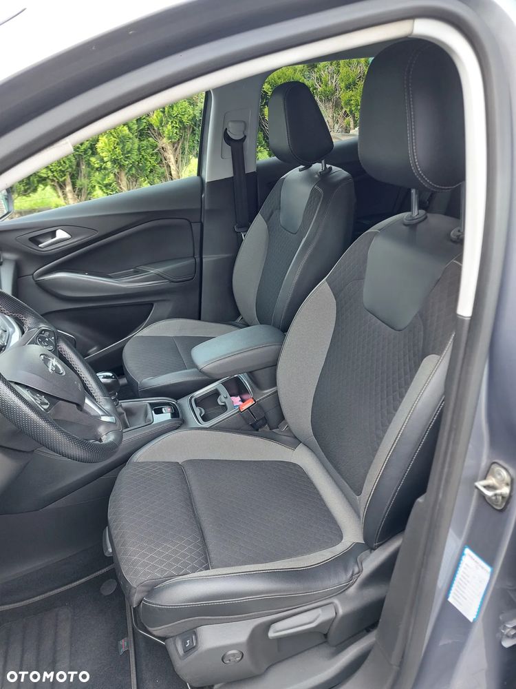 Opel Grandland X 1.2 T GPF Design Line S&S - 19