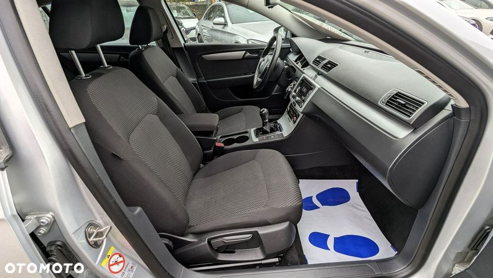 Volkswagen Passat 2011