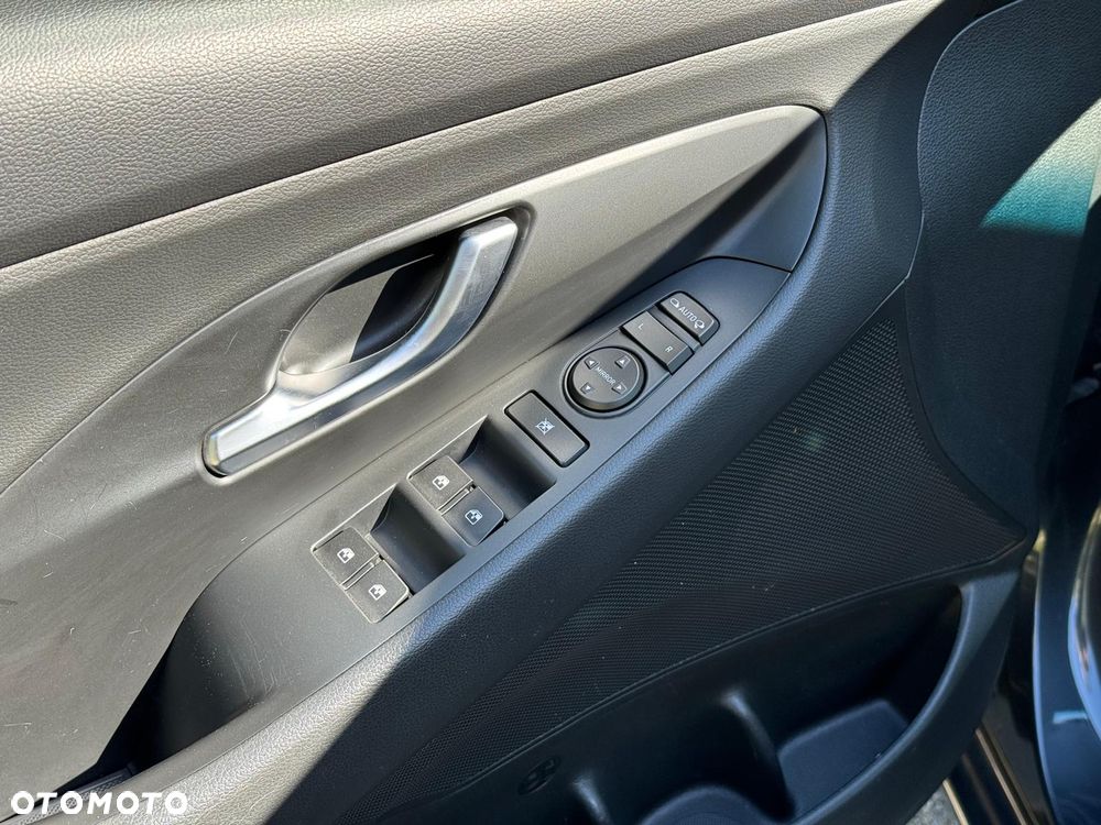 Hyundai i30 1.5 T-GDI 48V-Hybrid N-Line - 14