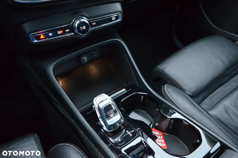 Volvo XC 40 T3 Geartronic Inscription - 23