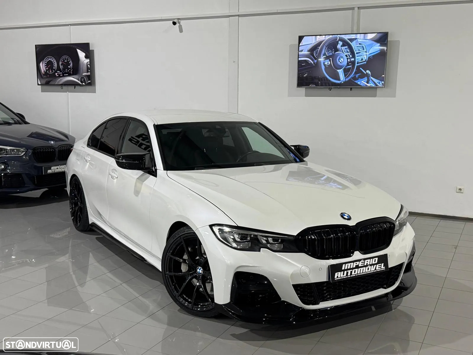BMW 330 e Auto - 11