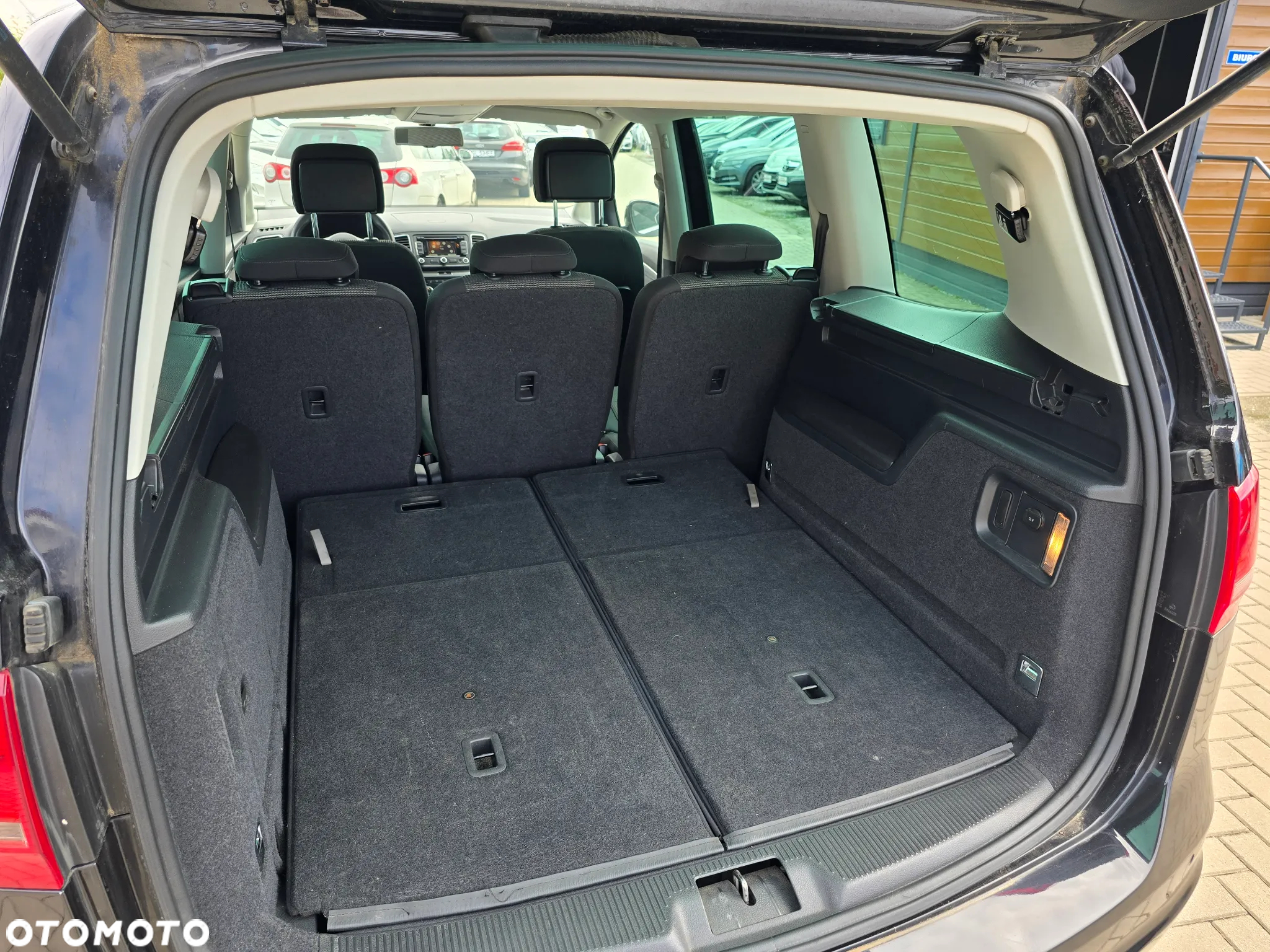 Volkswagen Sharan - 21