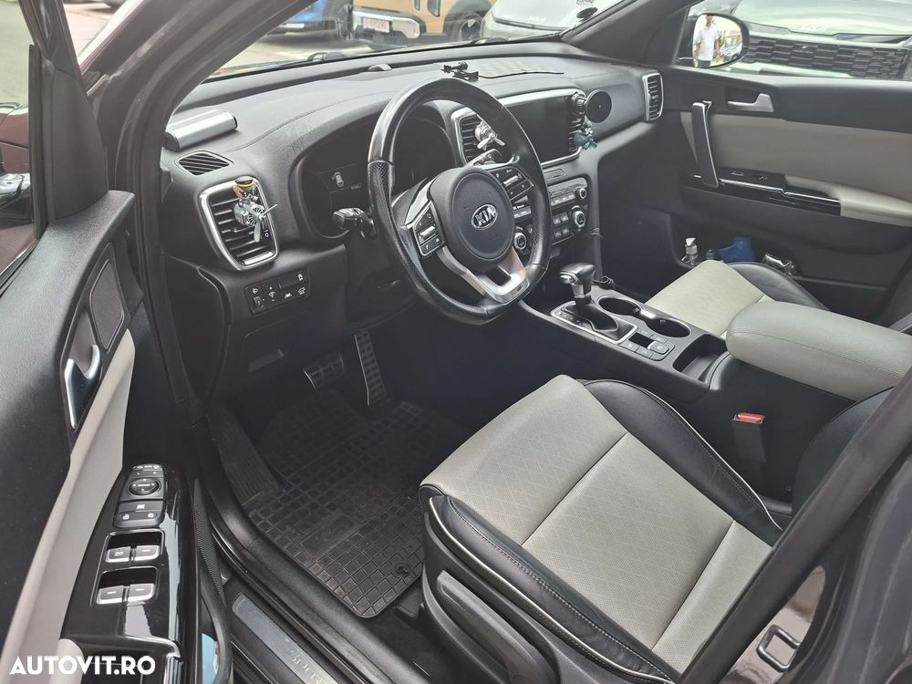 Kia Sportage 2.0 DSL 8AT HP 4x4 GT Line - 16