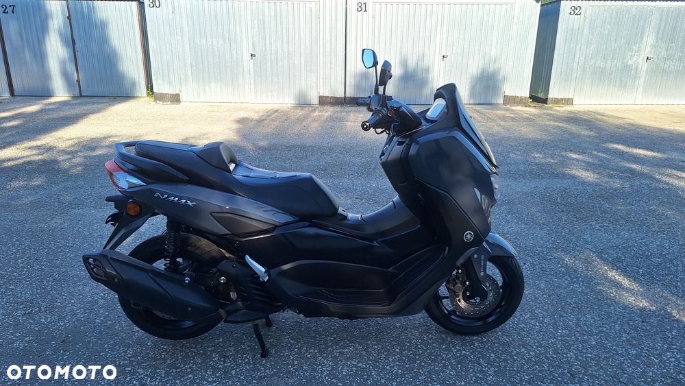 Yamaha NMAX - 12