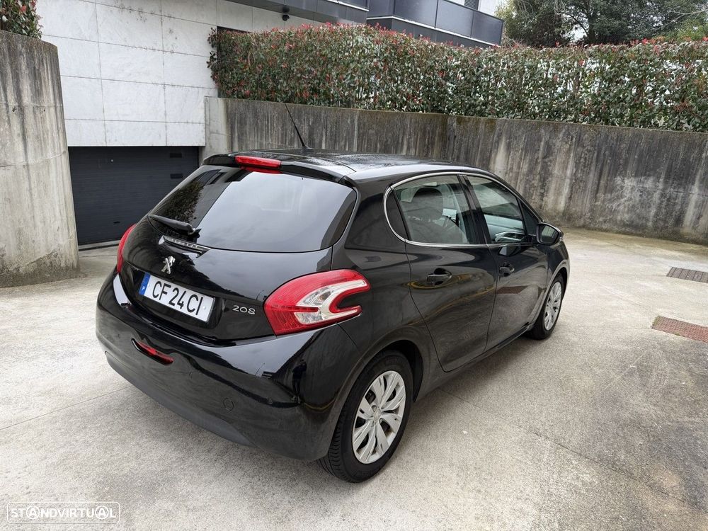 Peugeot 208 1.6 e-HDi Allure - 5