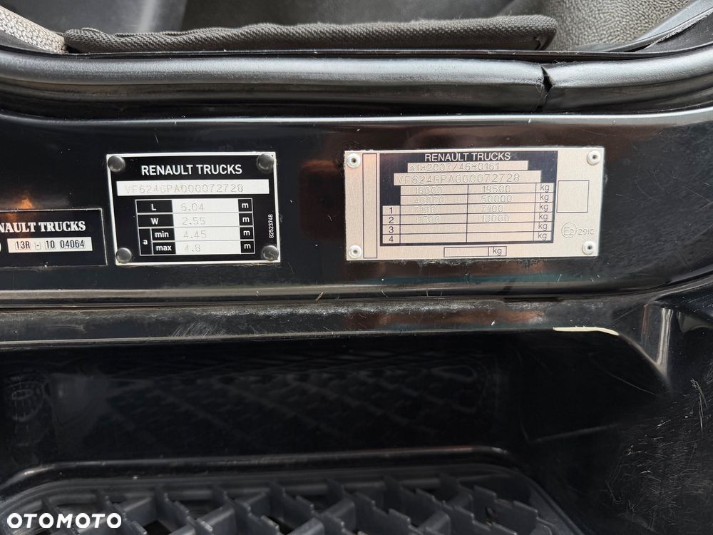 Renault Premium - 11