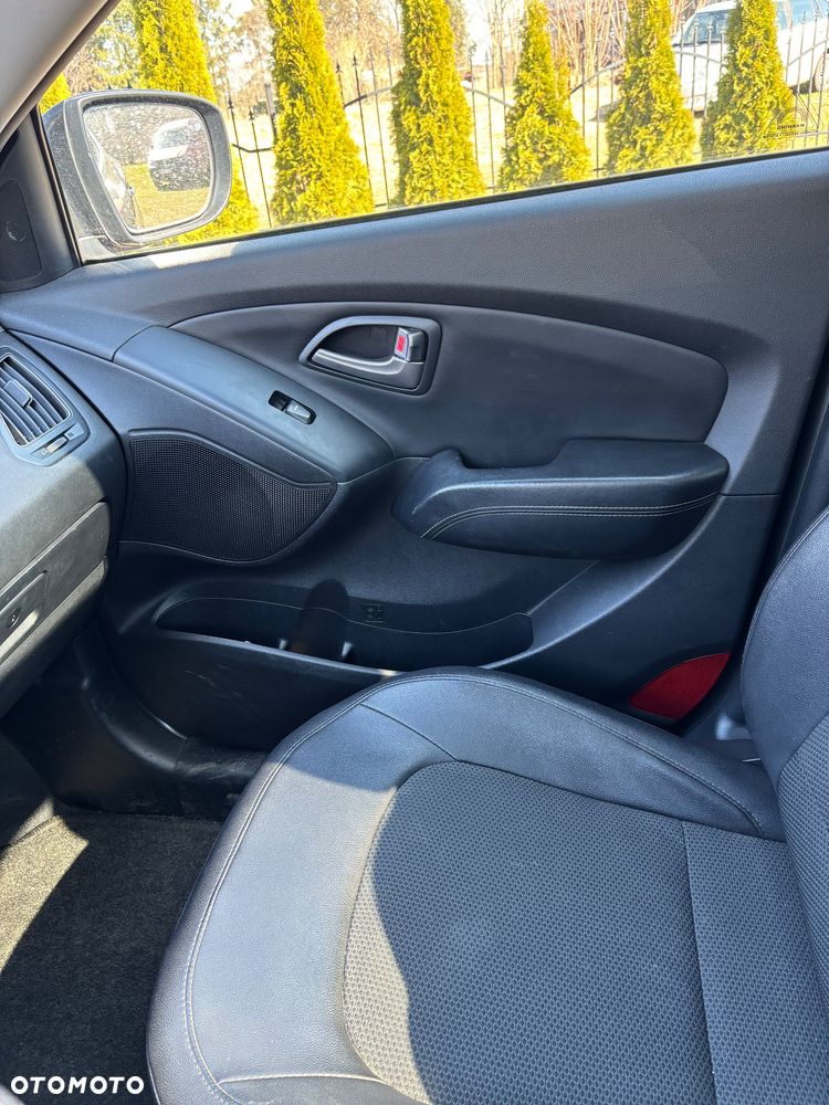 Hyundai ix35 1.7 CRDi Premium 2WD - 16