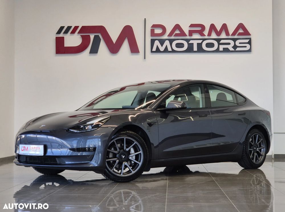 Tesla Model 3 Standard Reichweite Plus Hinterradantrieb - 2