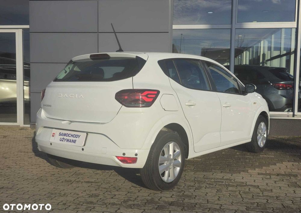 Dacia Sandero - 6