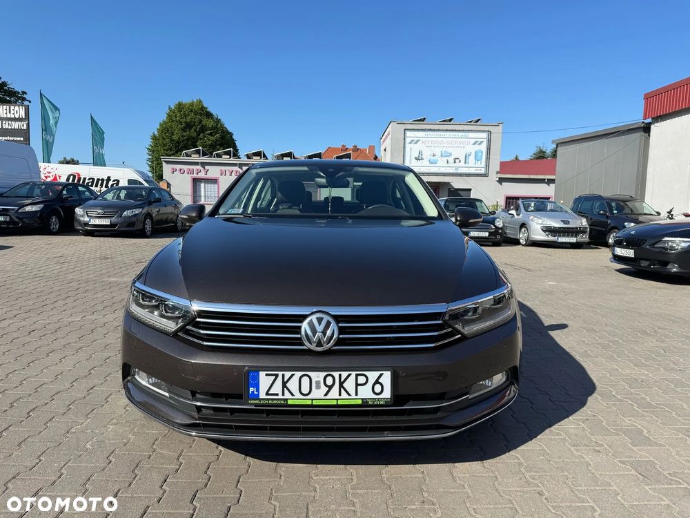 Volkswagen Passat - 9