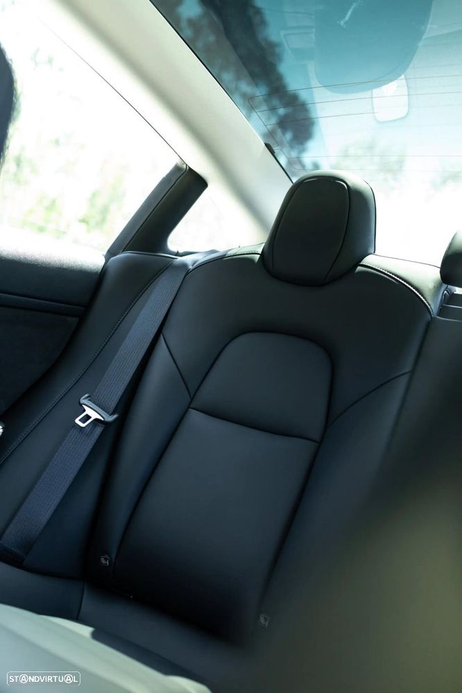 Tesla Model 3 Standard Range Plus RWD - 18