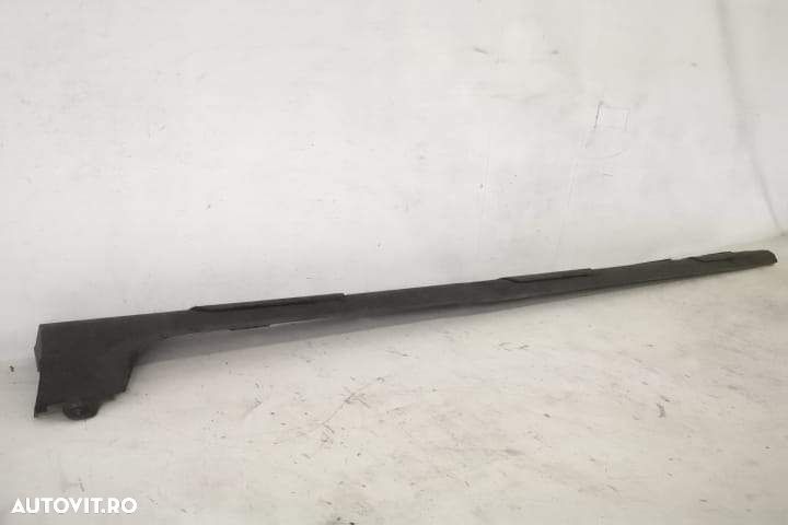 Ornament Prag Stanga Original In Stare Buna Jogger 2022 2023 Dacia - 3