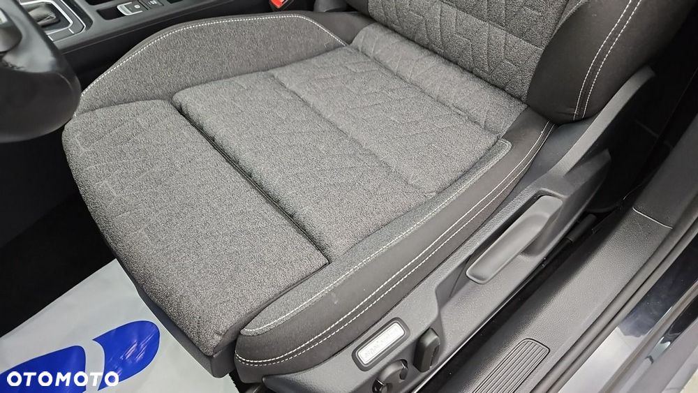 Volkswagen Passat Variant 1.5 TSI EVO Business DSG - 13